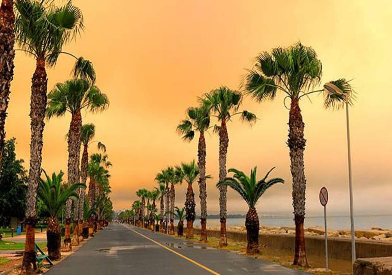 Sea Front & City Center, Amazing Sea View Limassol Kültér fotó